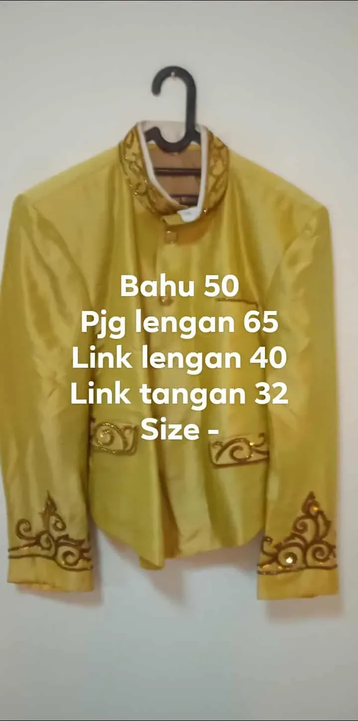 Beskap Jawa untuk Grooms