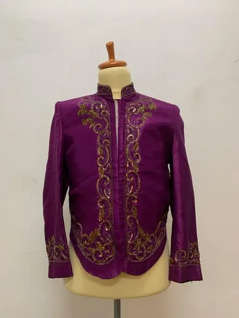 Beskap Jawa untuk Grooms/Father