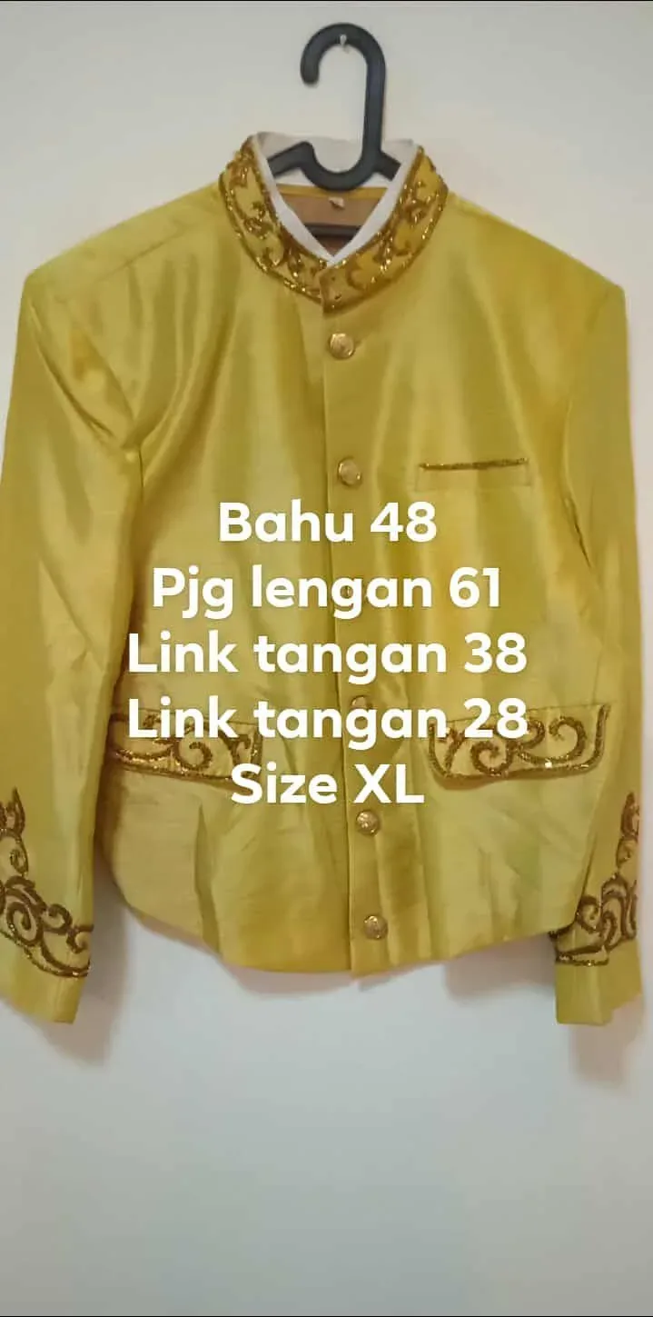 Beskap Jawa untuk Grooms