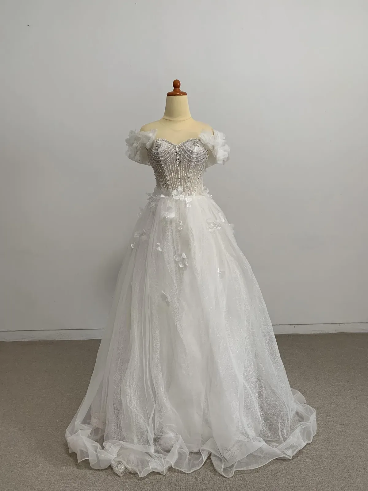 Gaun Internasional untuk Bride