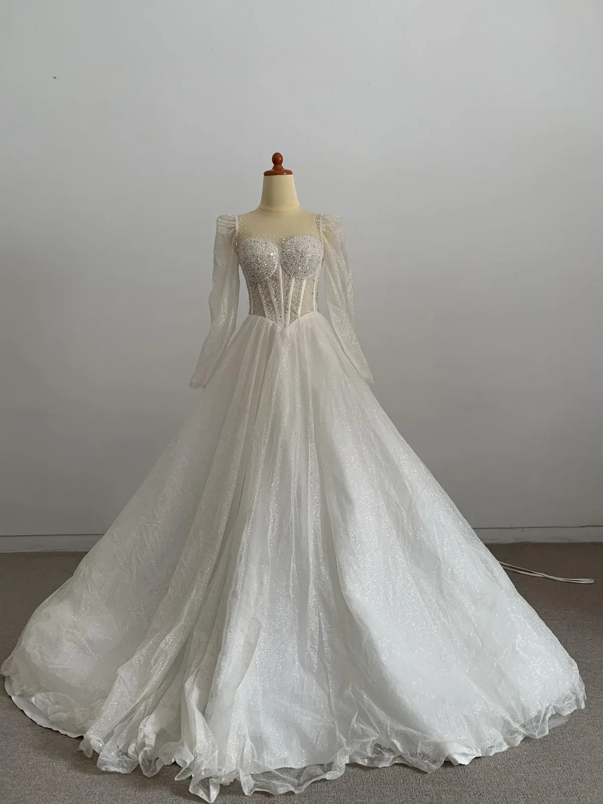 Gaun Internasional untuk Bride