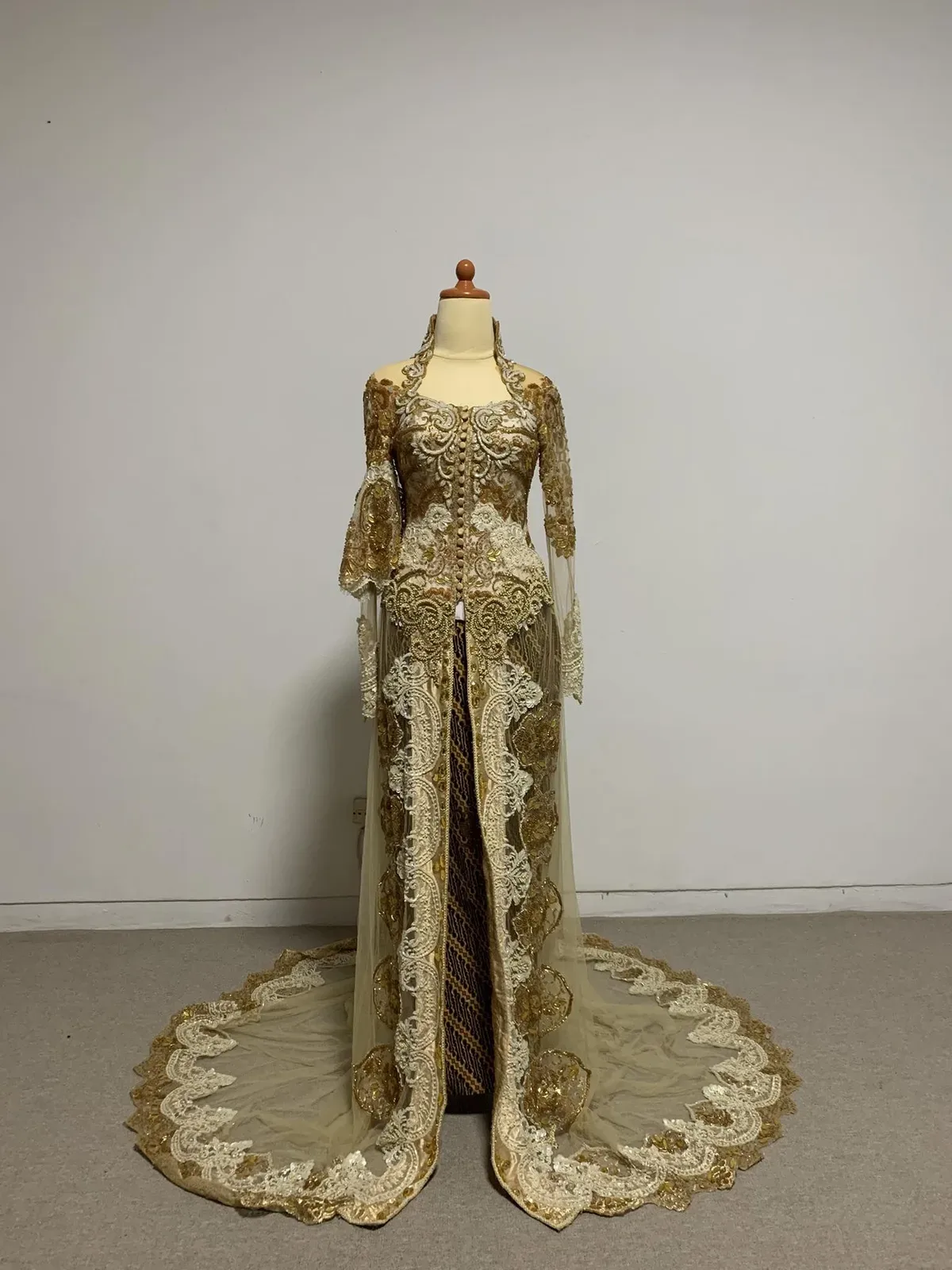 Kebaya Nasional untuk Bride