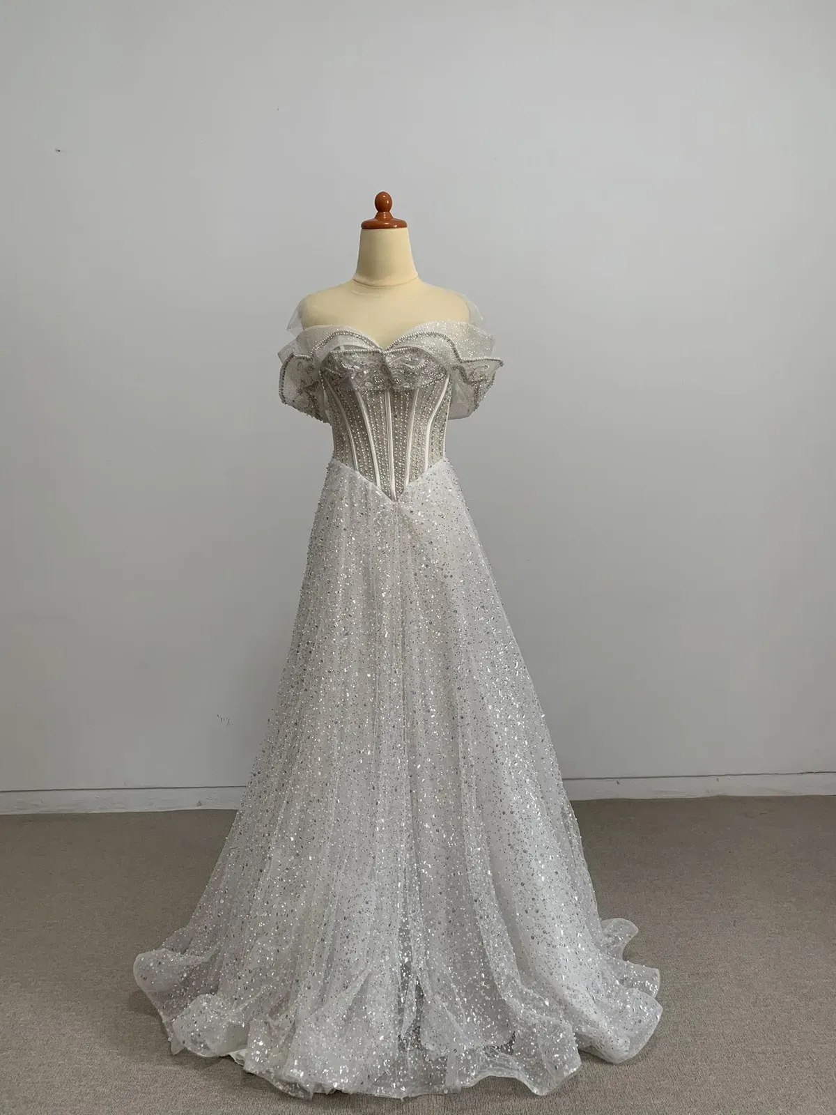 Gaun Internasional untuk Bride