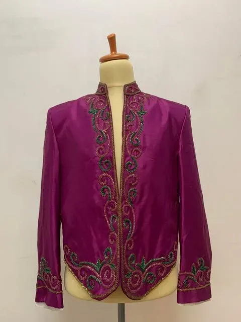 Beskap Jawa untuk Grooms/Father