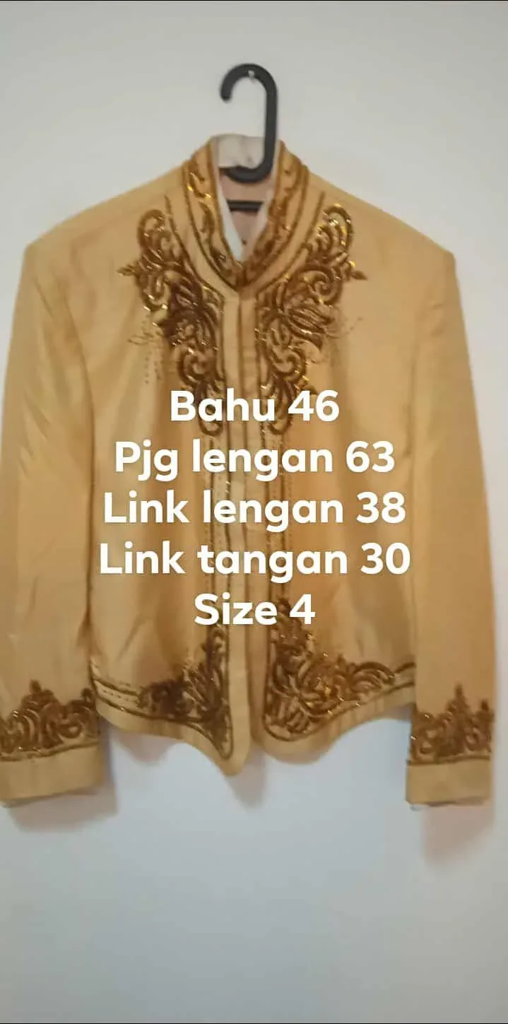 Beskap Jawa untuk Grooms