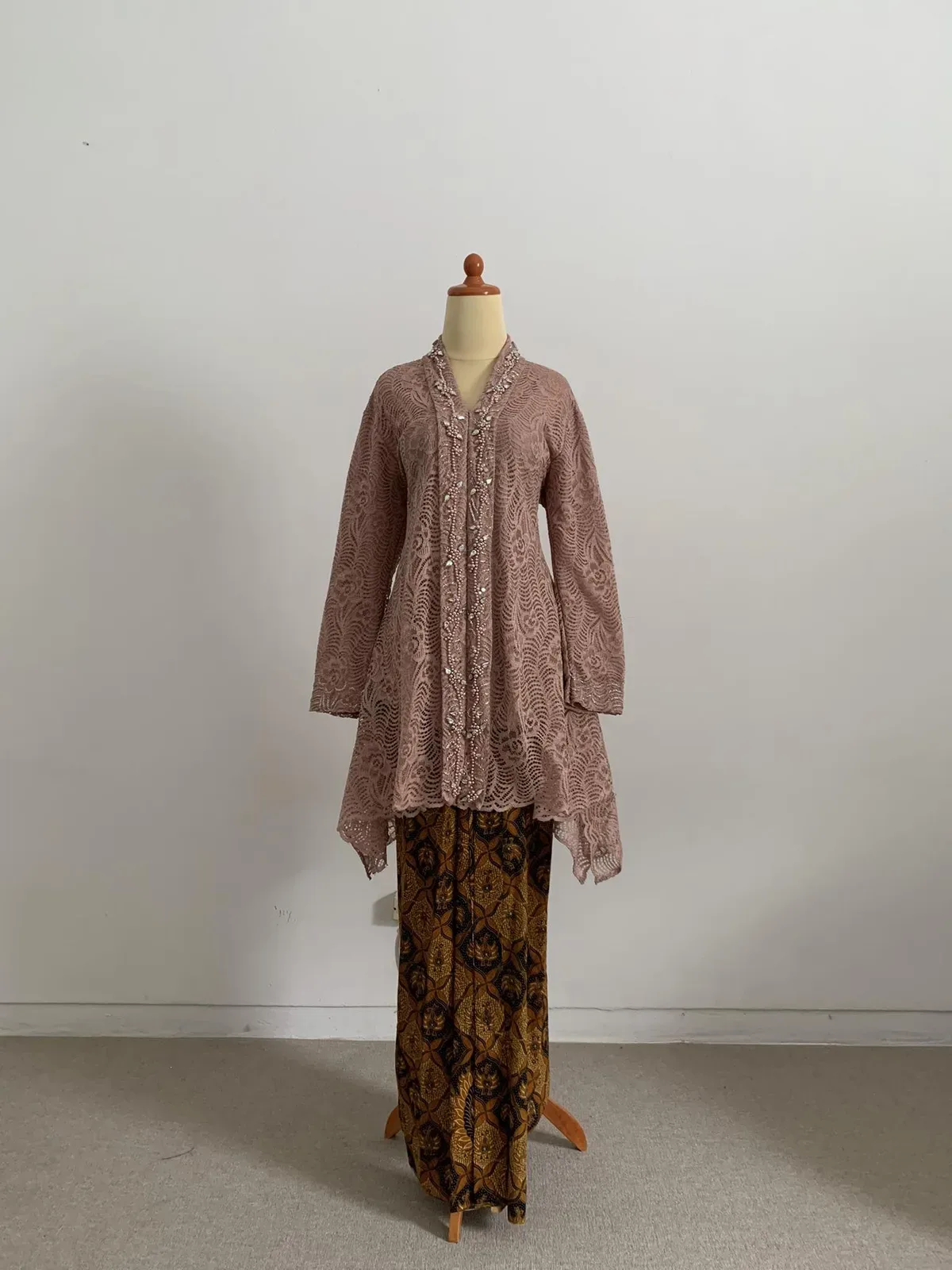 Kebaya Nasional untuk Mother/Family