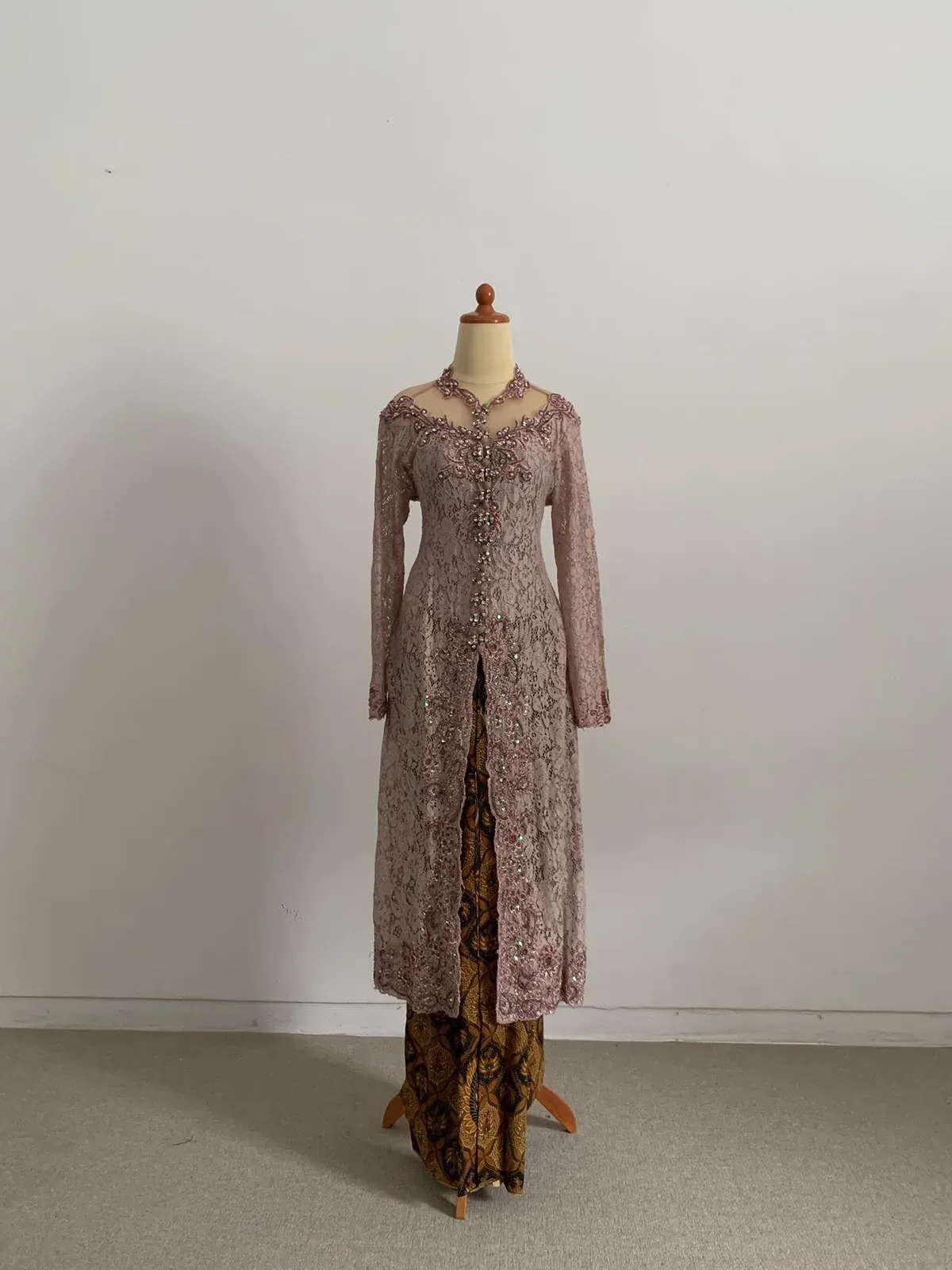 Kebaya Nasional untuk Mother/Family