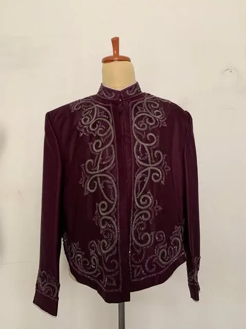Beskap Jawa untuk Grooms