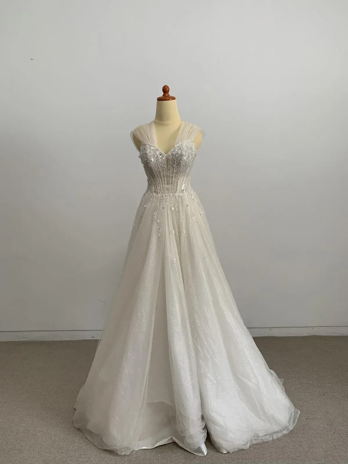 Gaun Internasional untuk Bride