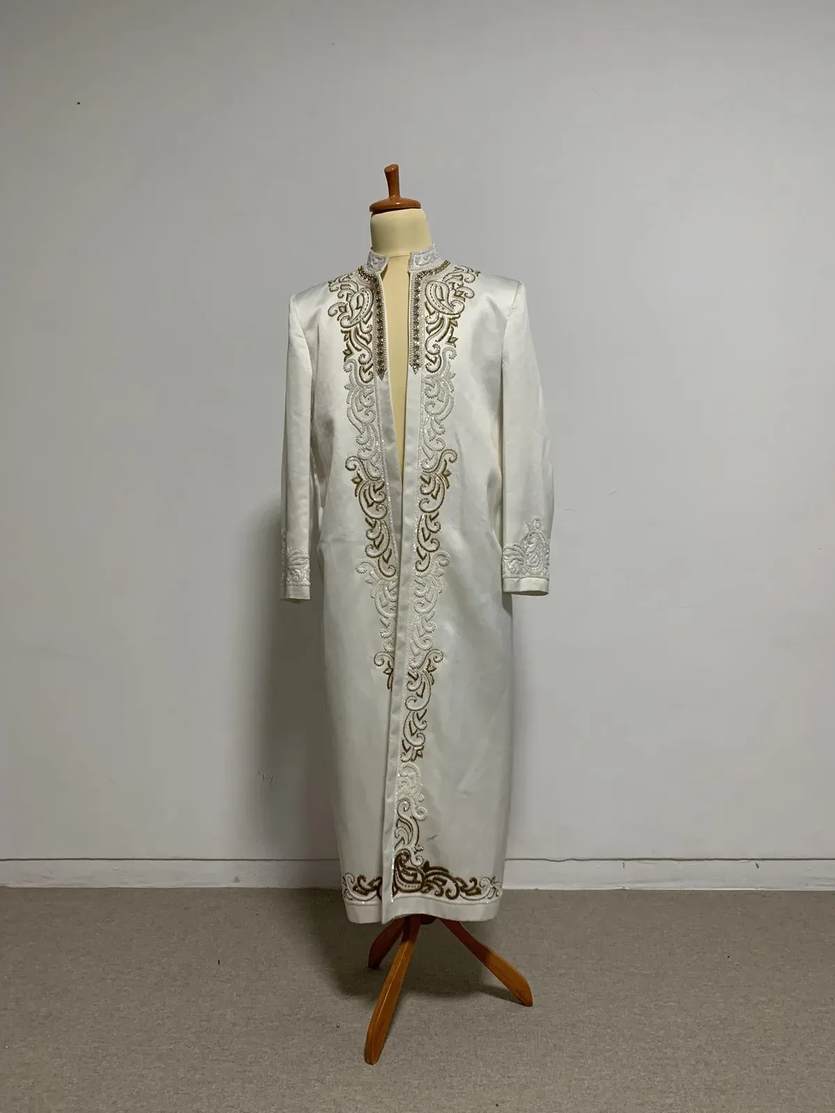 Jubah Betawi untuk Grooms