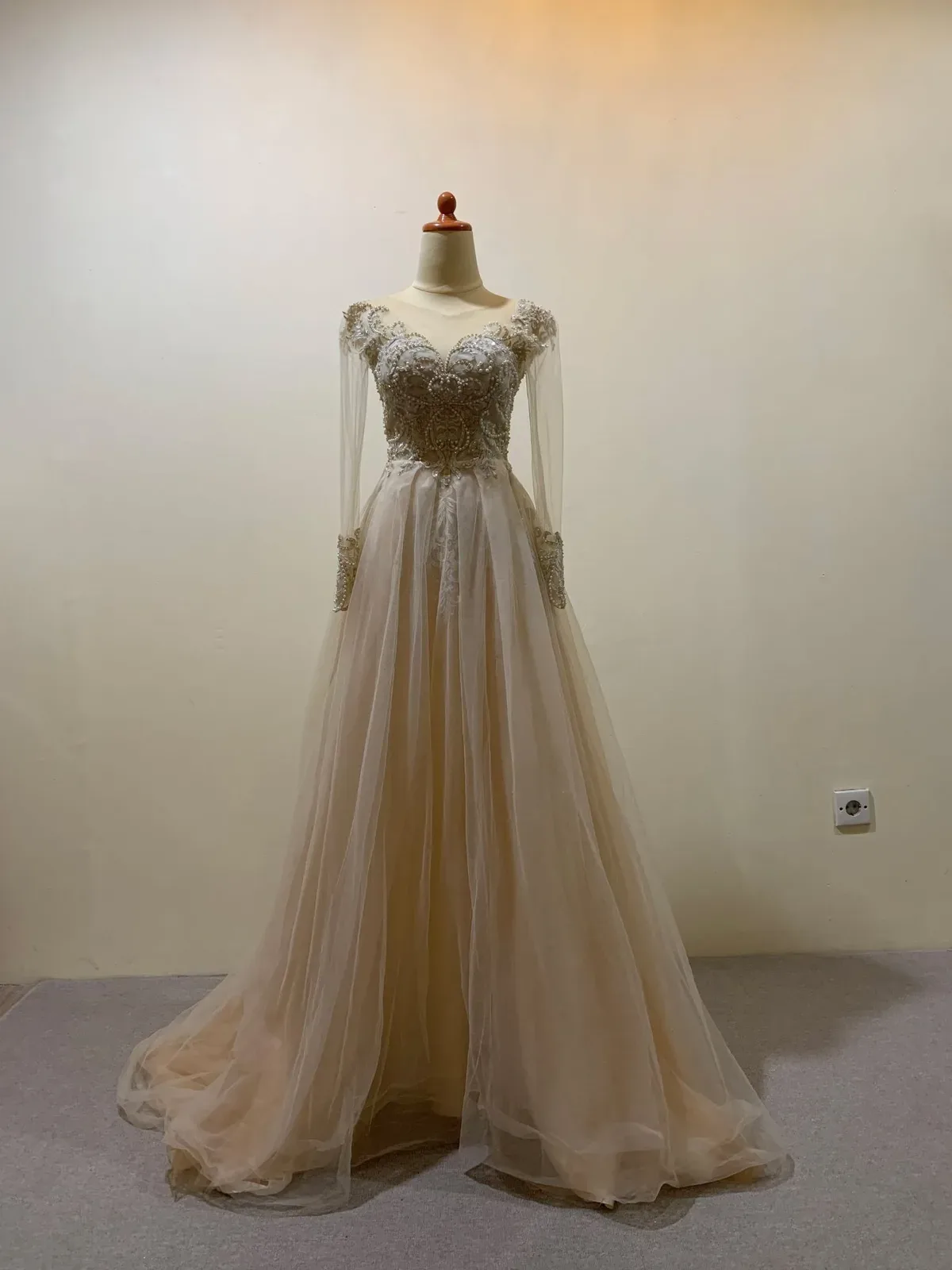 Gaun Internasional untuk Bride