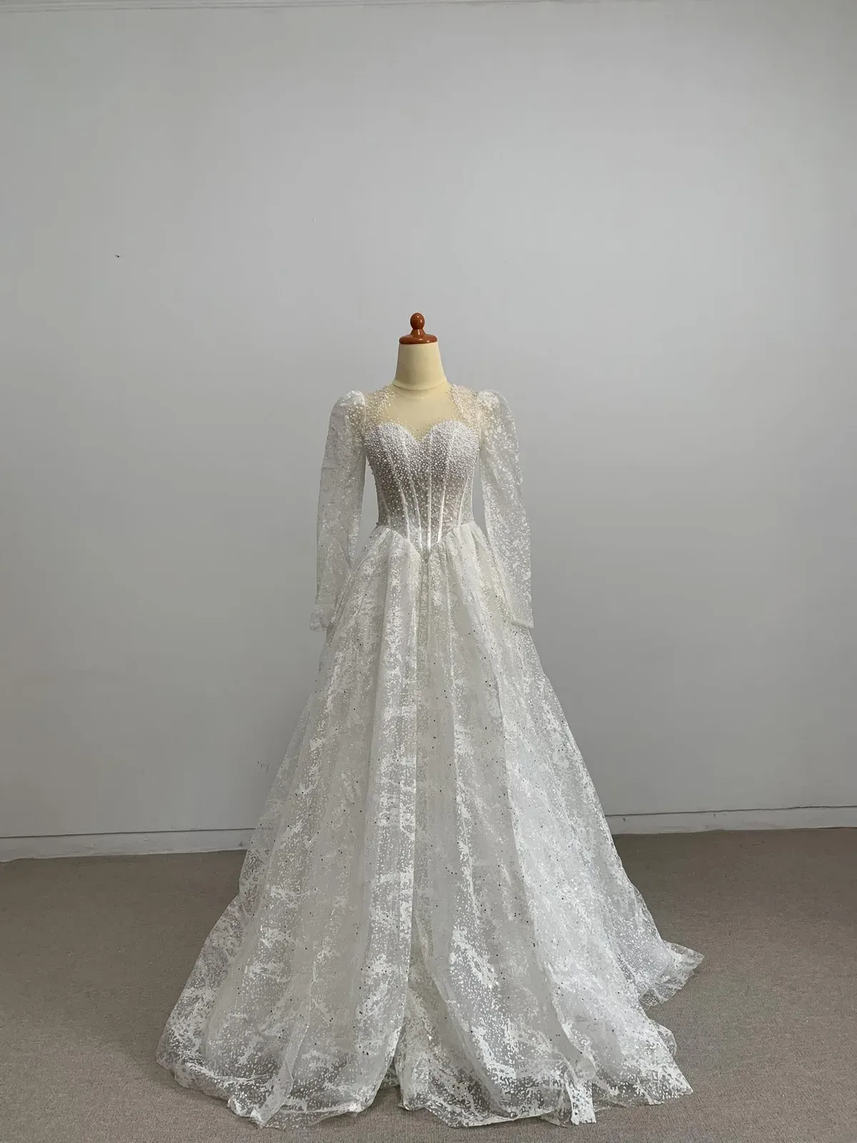 Gaun Internasional untuk Bride